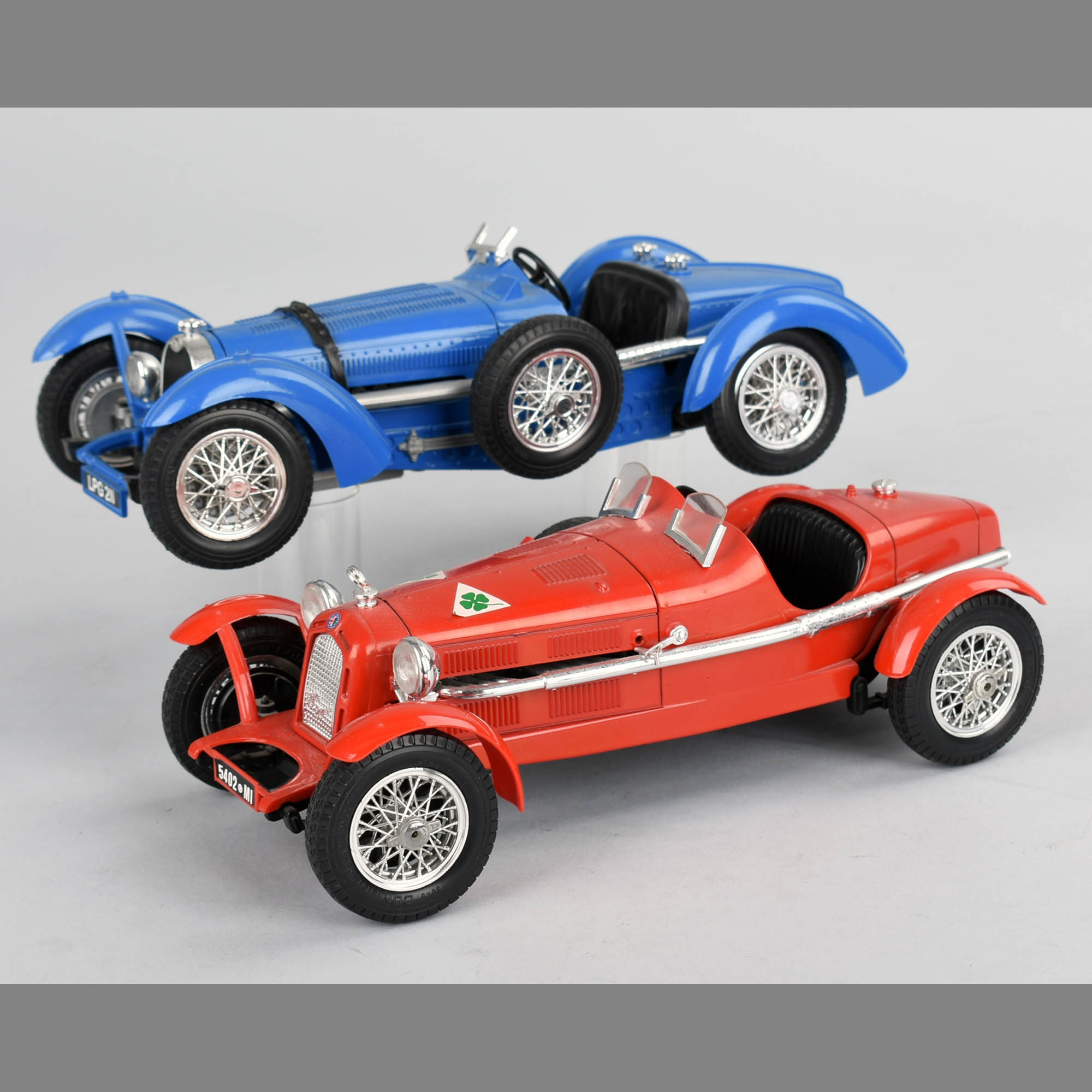 Paar Automodelle